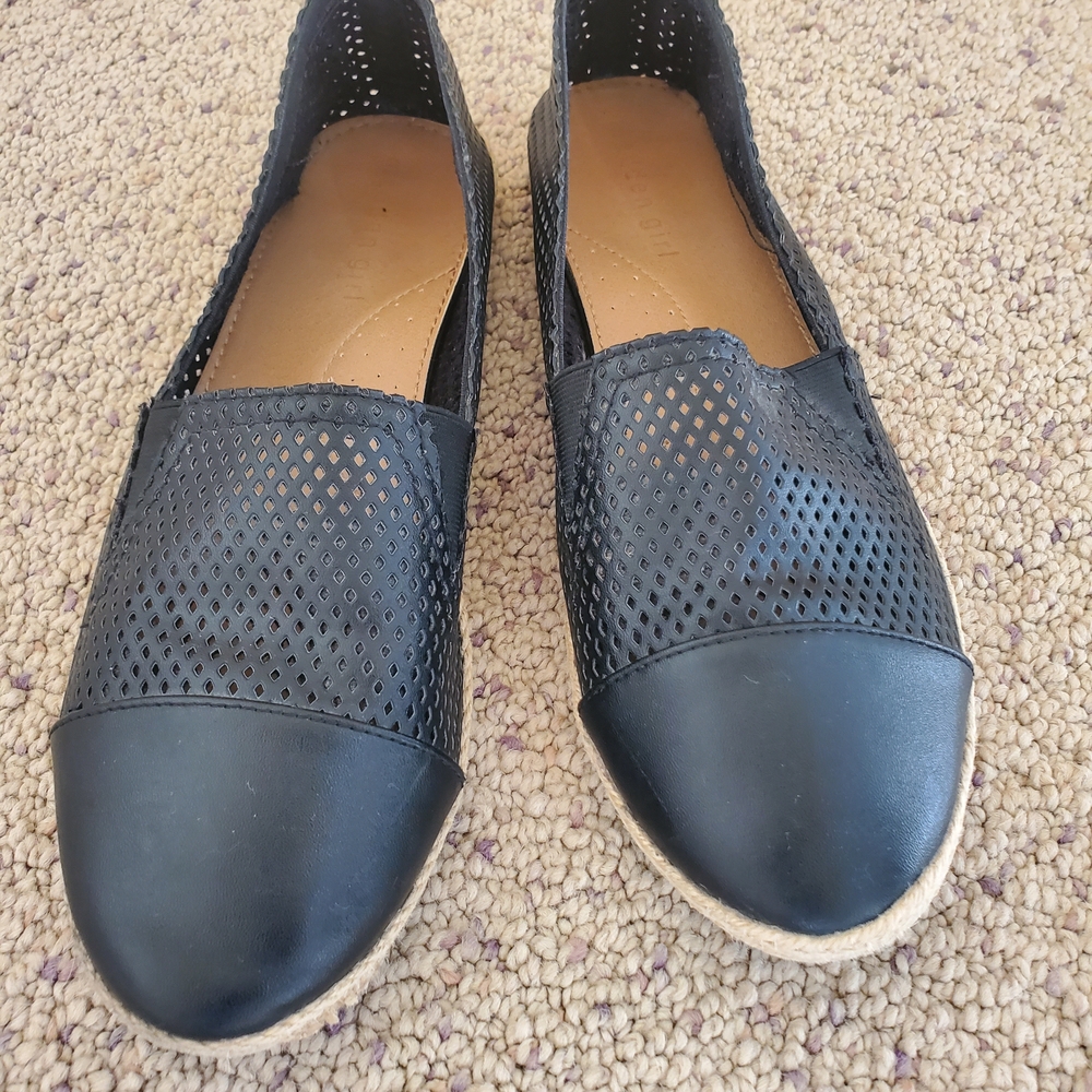 Madden Girl Black Perforated Women's Loafers Sz 9.5